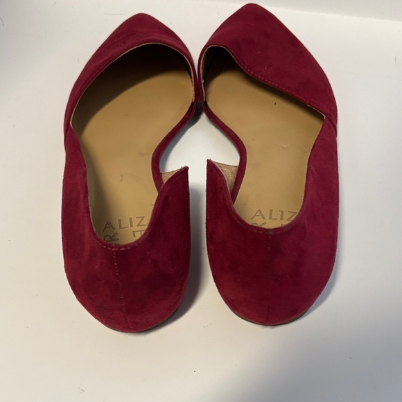 Naturalizer Women's Burgundy Flats size 9 - Picture 7 of 7